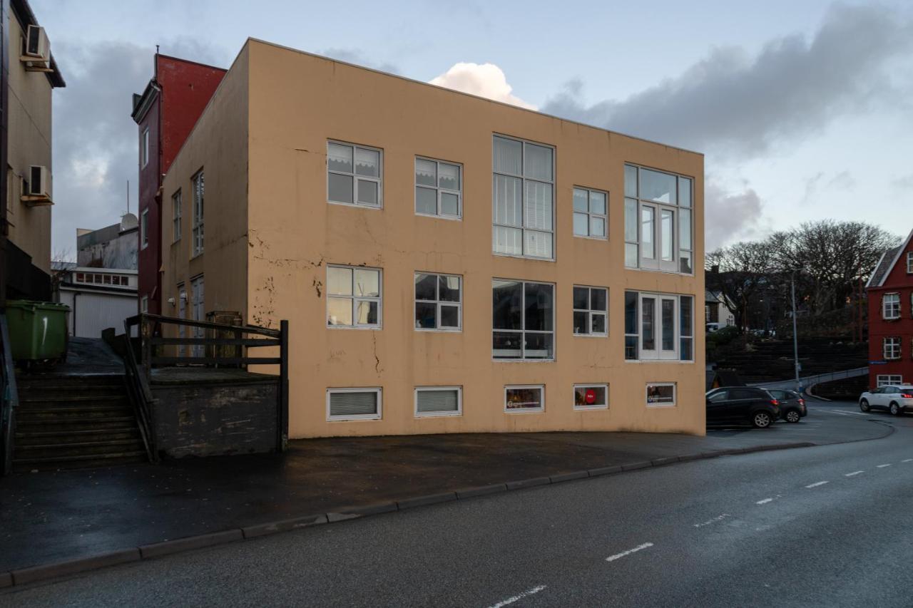 Guesthouse At The Boat Harbour Torshavn Bagian luar foto