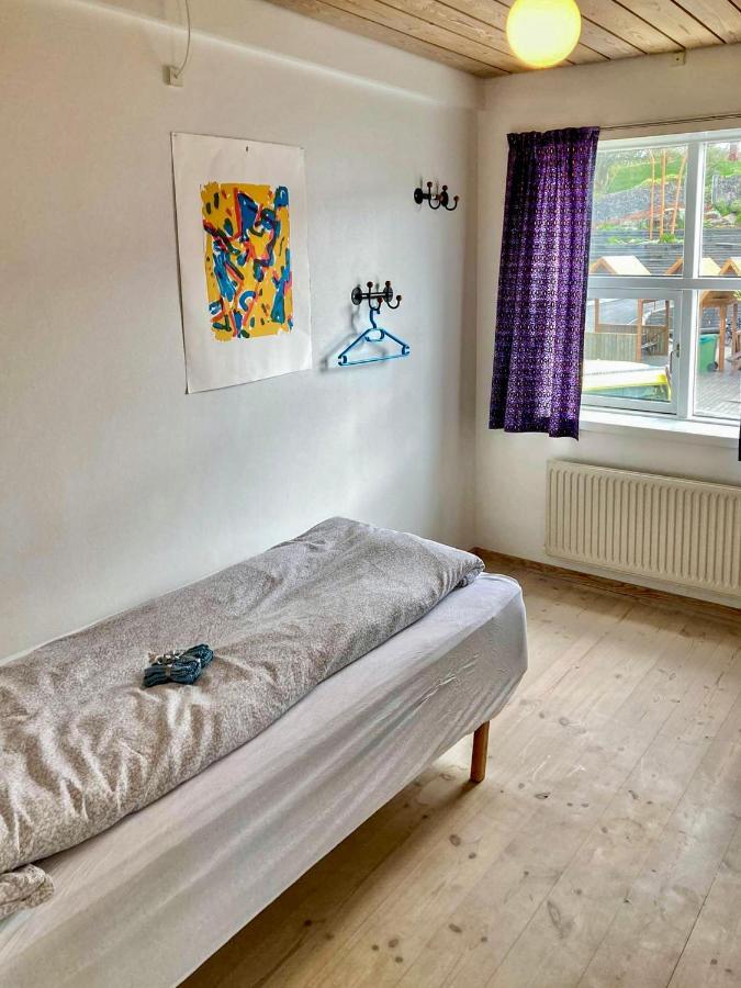 Guesthouse At The Boat Harbour Torshavn Bagian luar foto